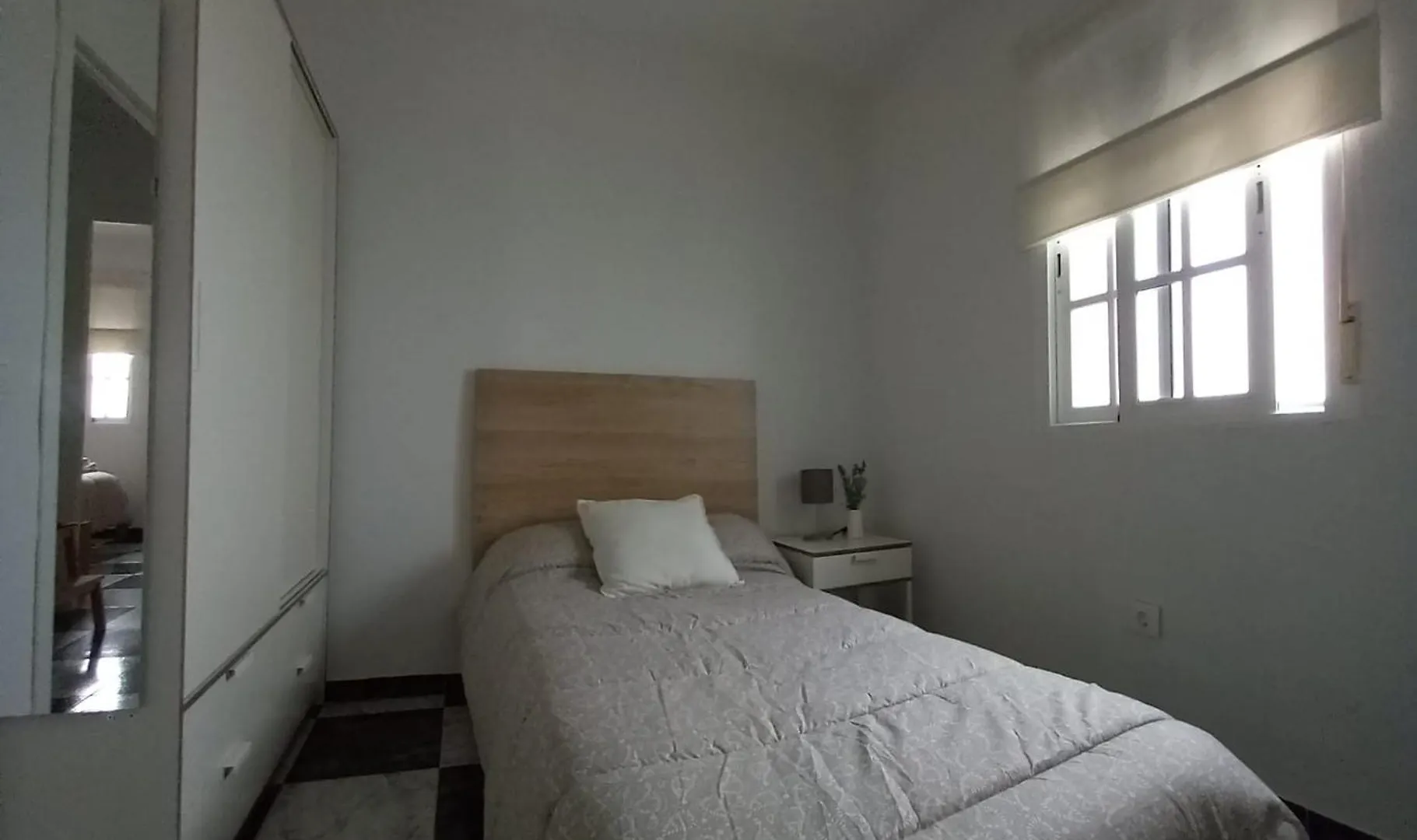 Apartamento A Levante Cádiz 0*,